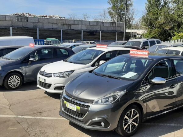 VENTE_VEHICULE_OCCASION4 600X450 | Garage Leader Vente de véhicules d’occasion garanties 1 an, toutes marques à Colmar proche de Sélestat Illzach 1